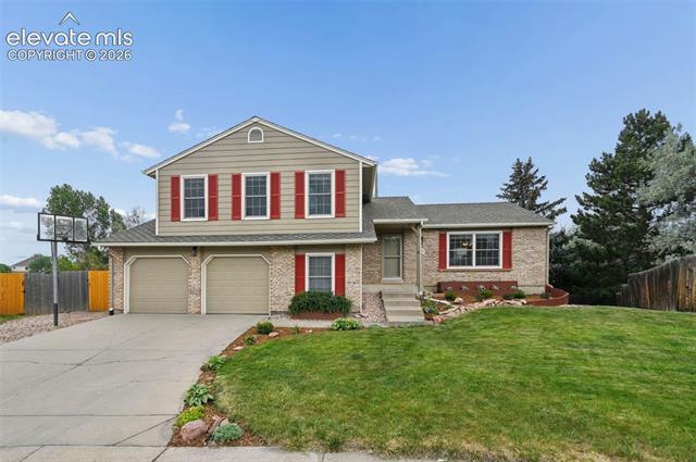 739 Tamarron