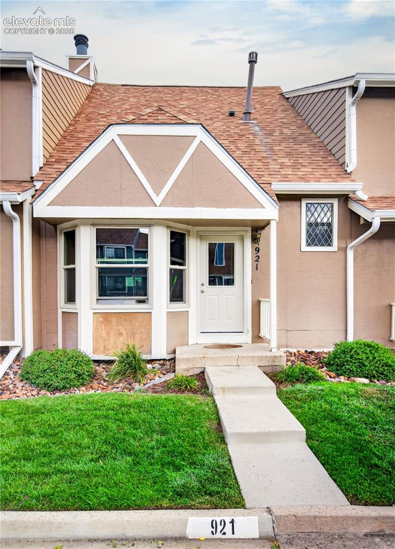 921 London Green Way