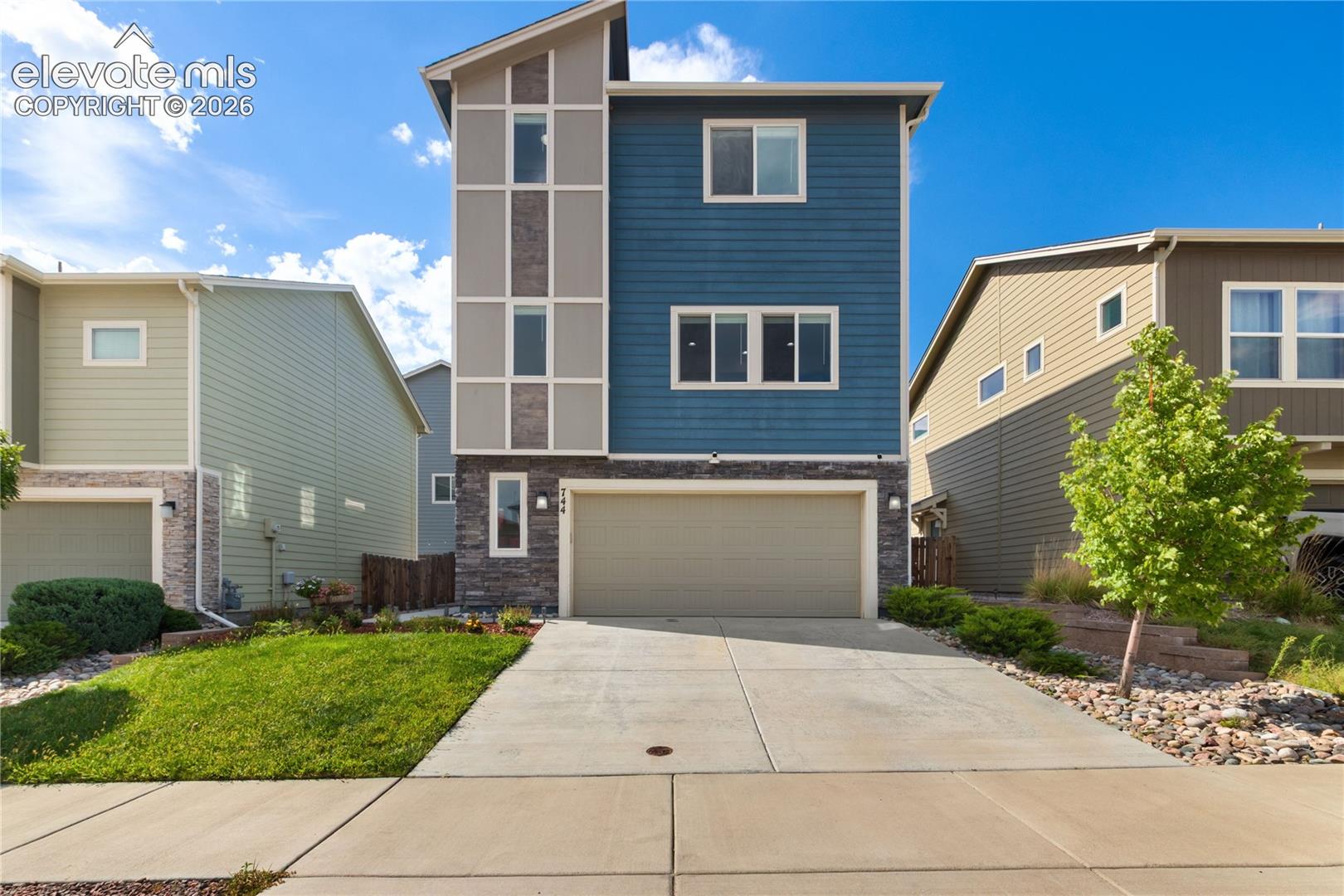 744 Endeavor Way