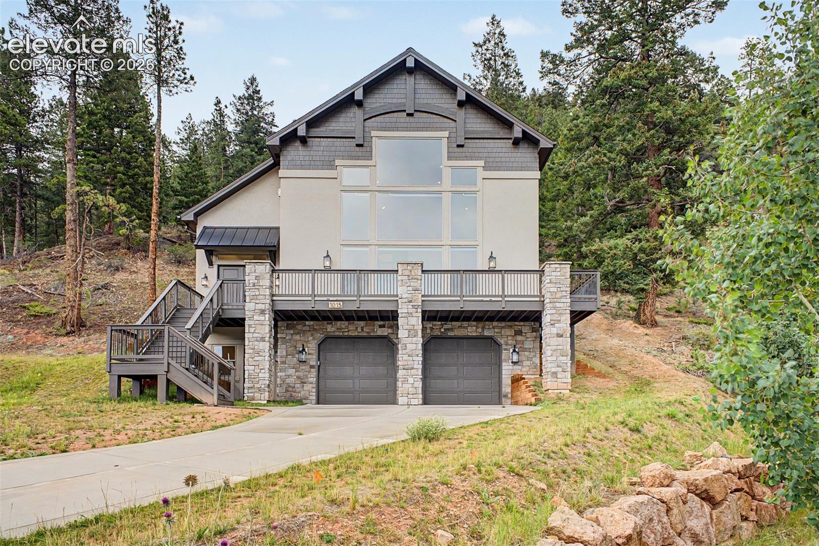 1015 Locklin Way