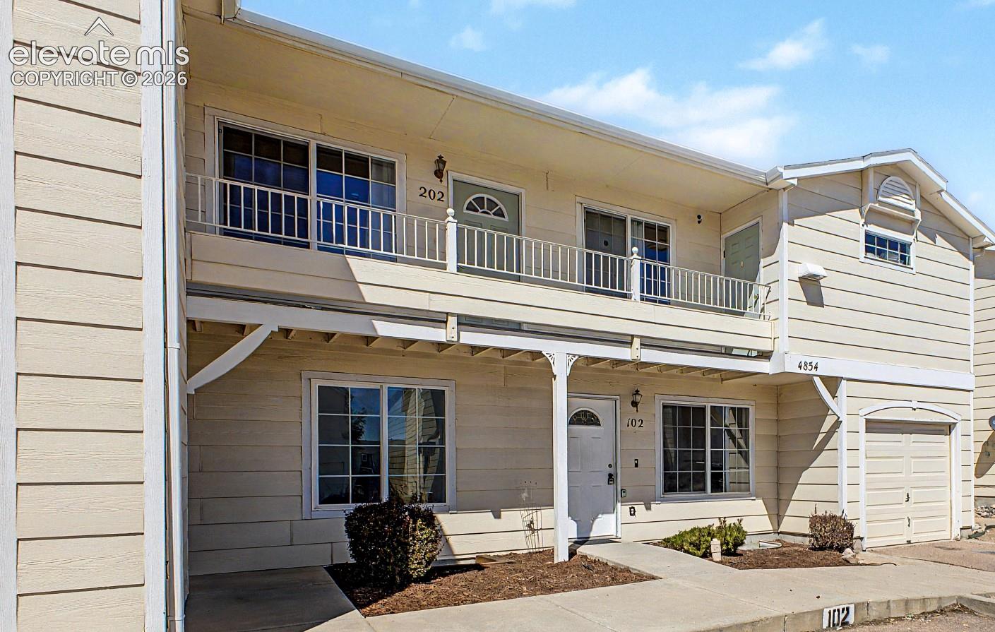 4854 Rusty Nail Point