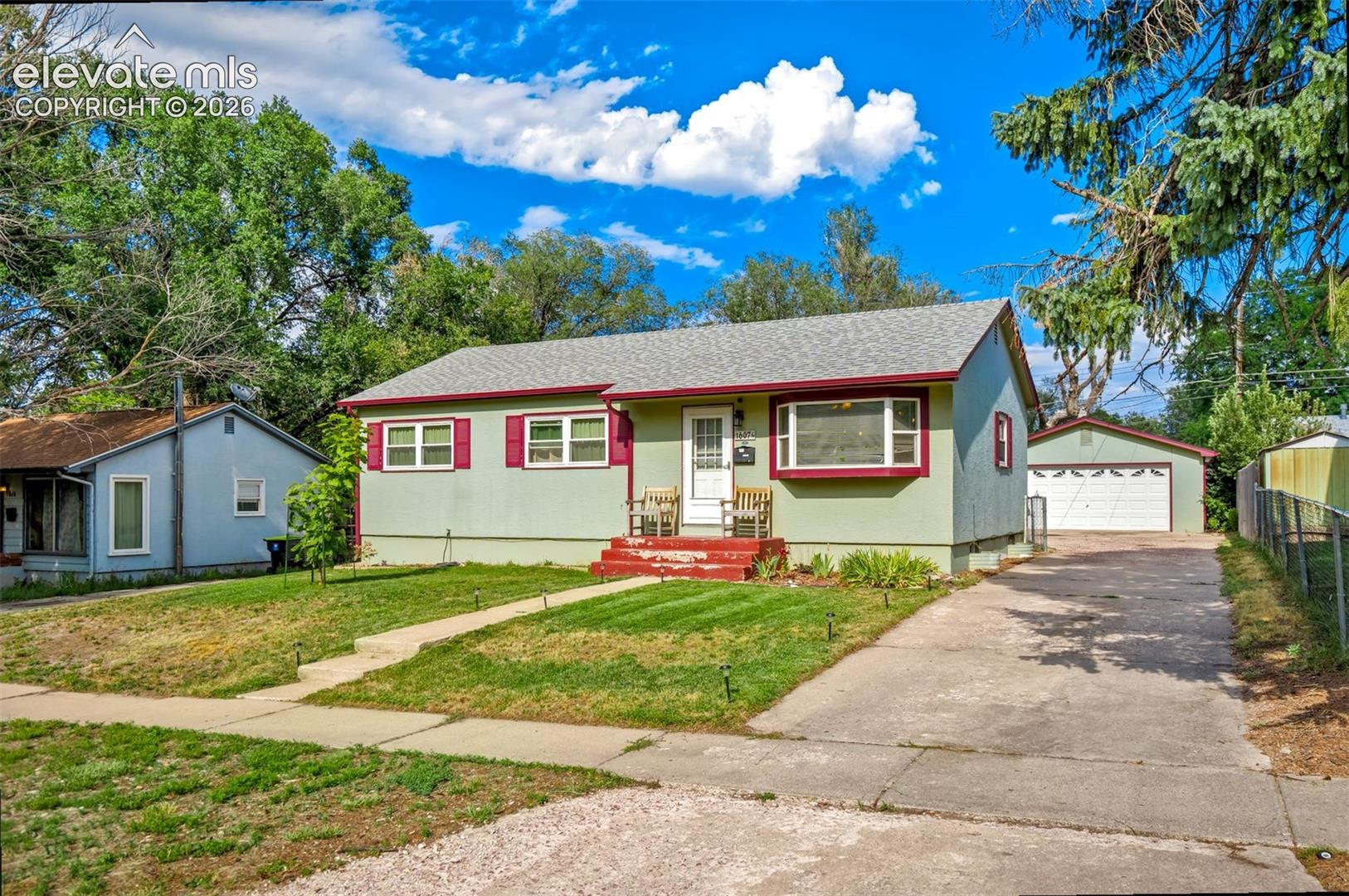 1607 Querida Drive