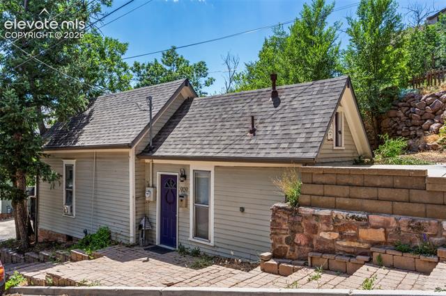 909 Osage