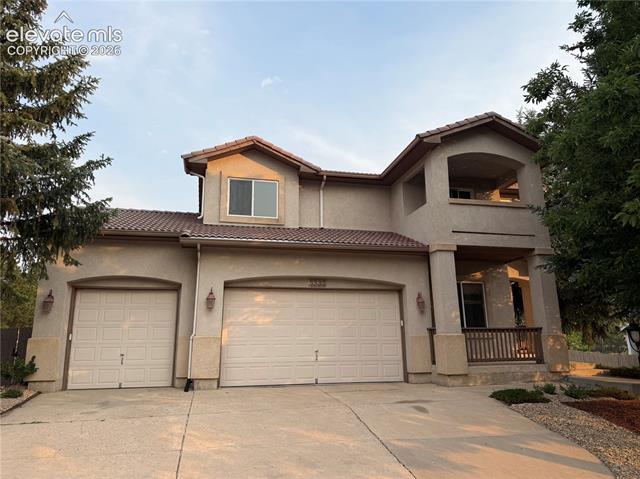 3335 Hollycrest