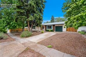 1022 Moffat