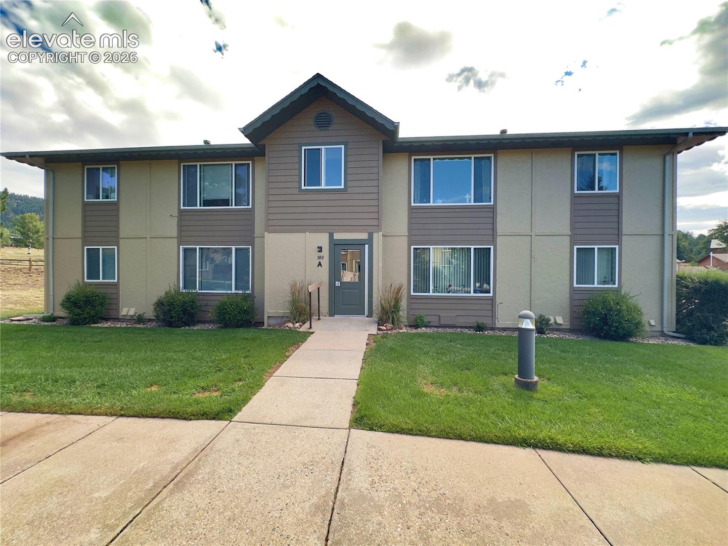 380 Paradise Circle