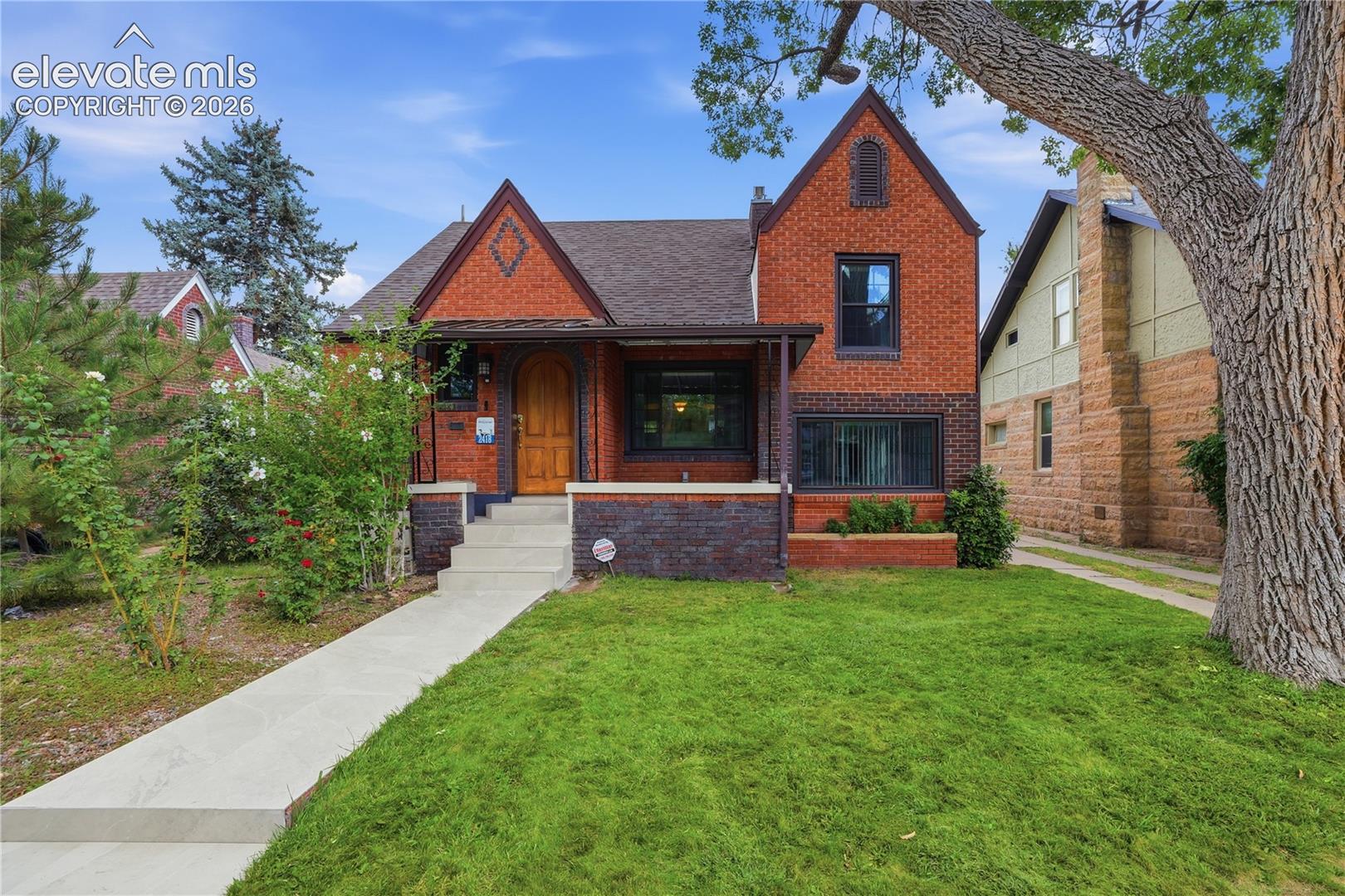 2418 Greenwood Street