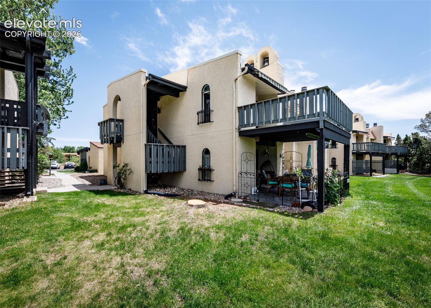 1034 Fontmore Road