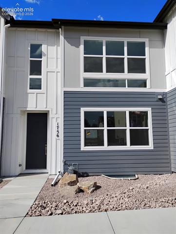 1756 Keystone Crest