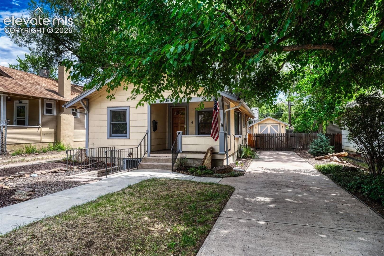 423 Custer Avenue