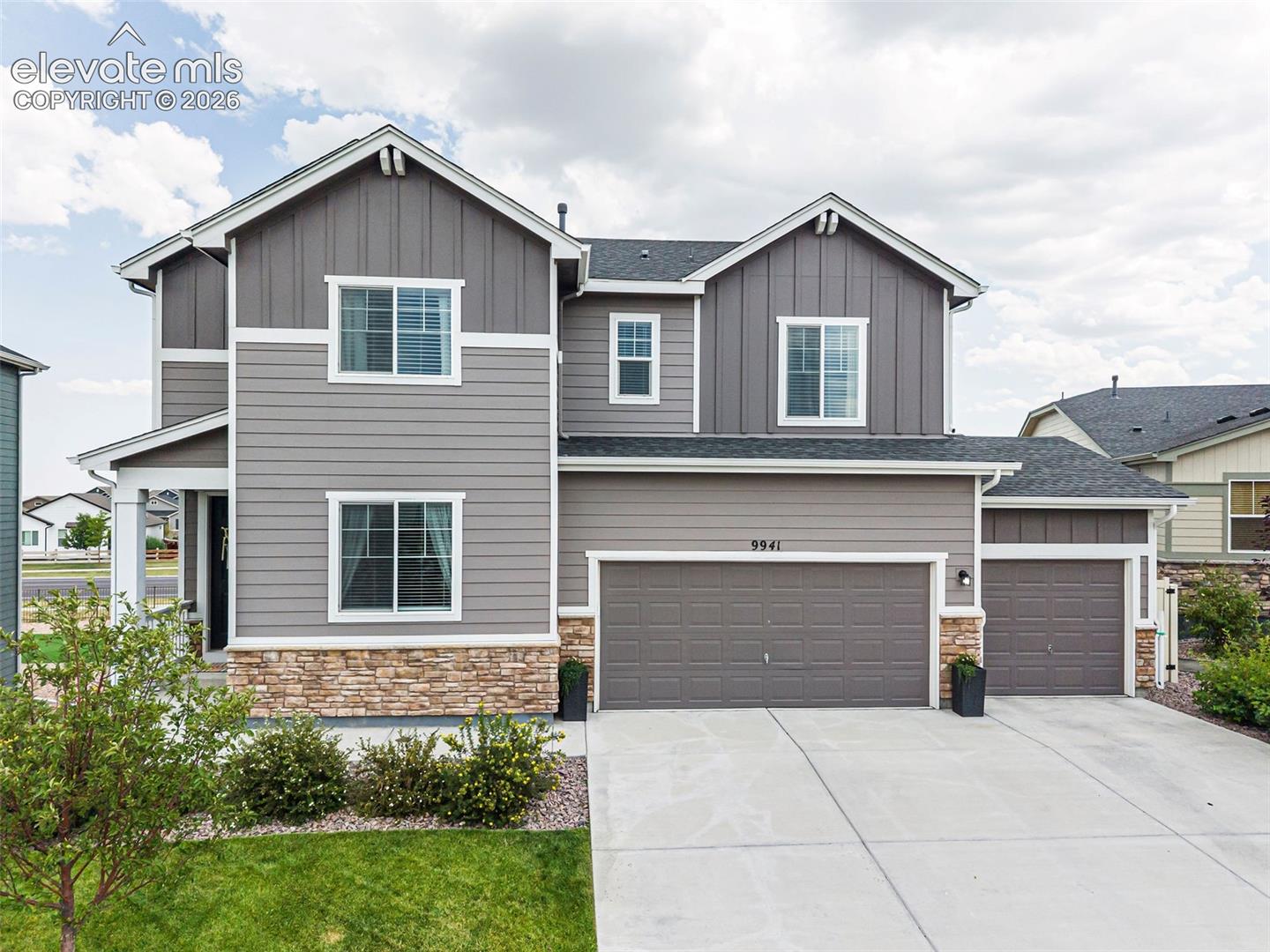 9941 Ledgestone Terrace