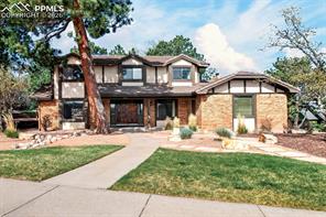 1055 Point of the Pines