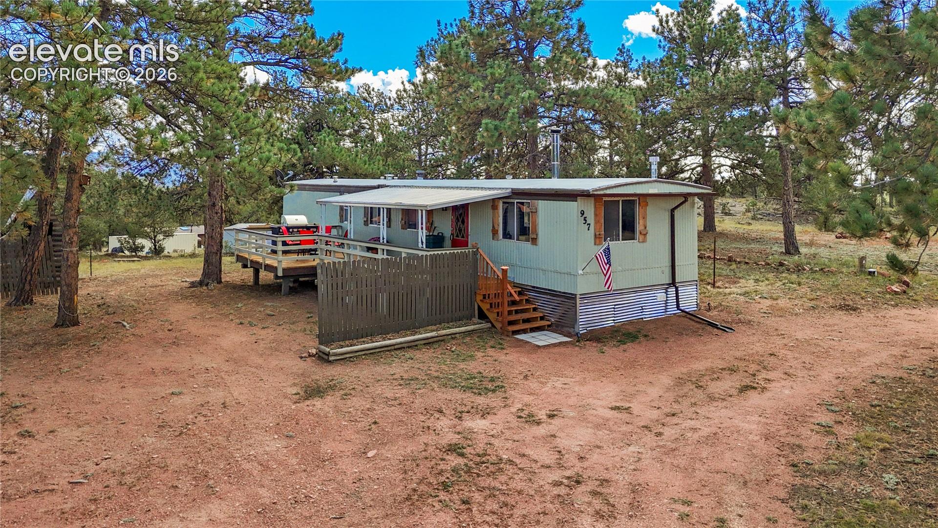 957 Arapahoe Drive