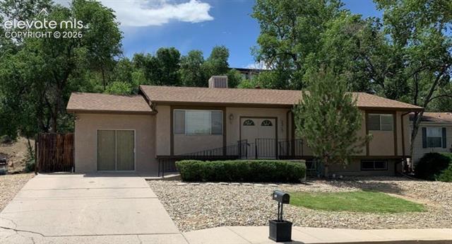 2215 Montezuma