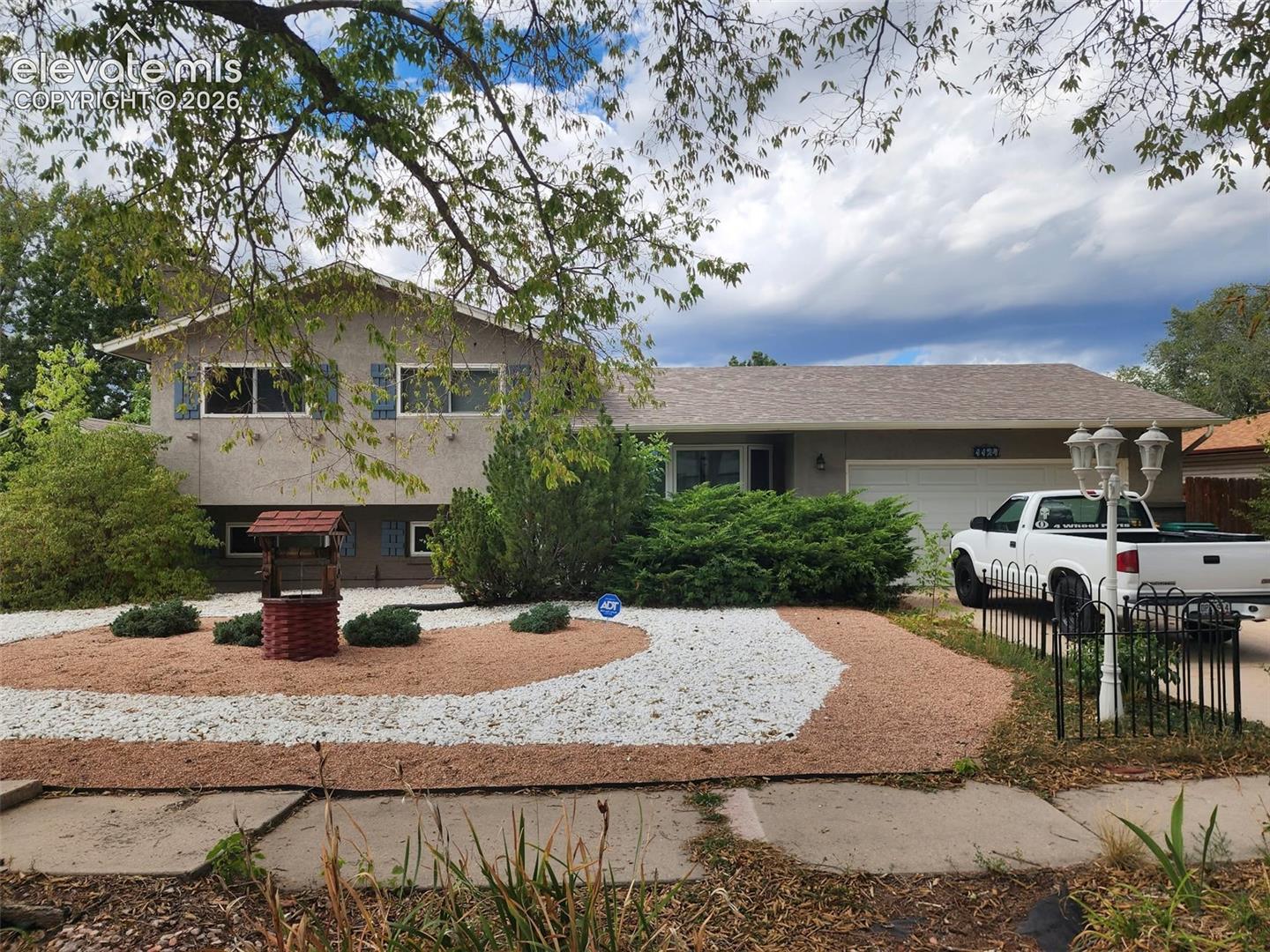 1124 Royale Drive
