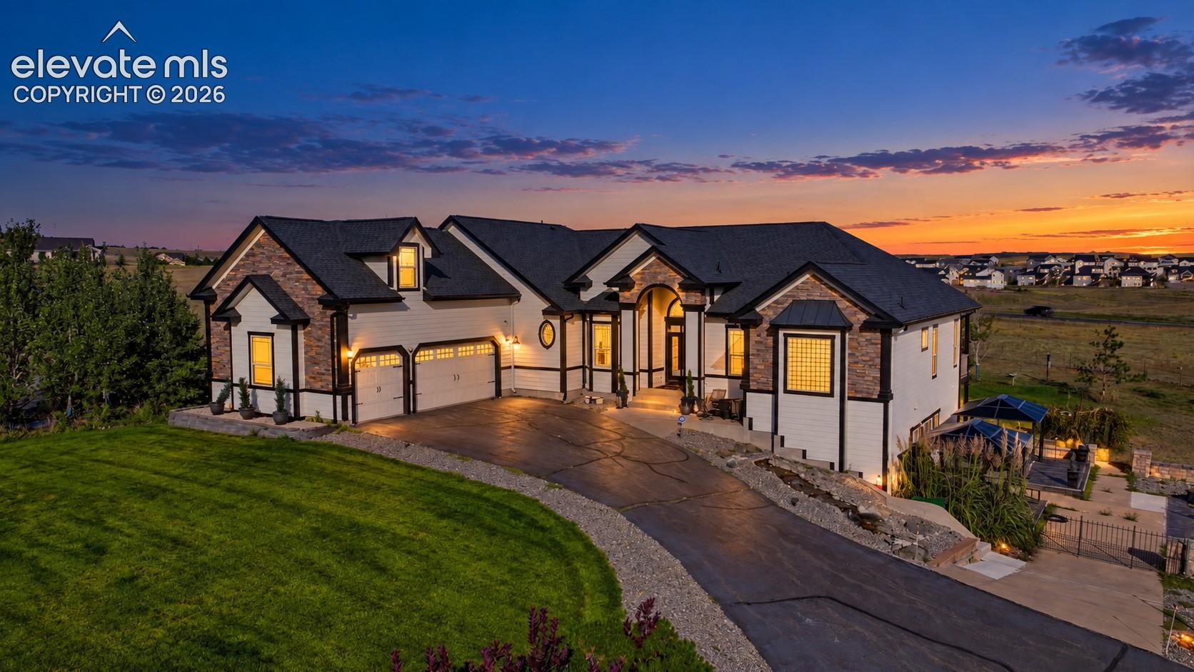 715 Coyote Trail