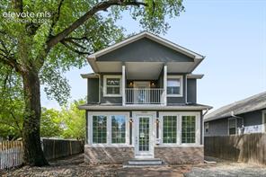 2129 Pikes Peak