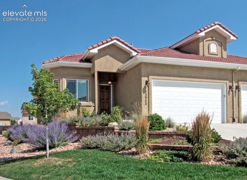 13922 Paradise Villas Grove