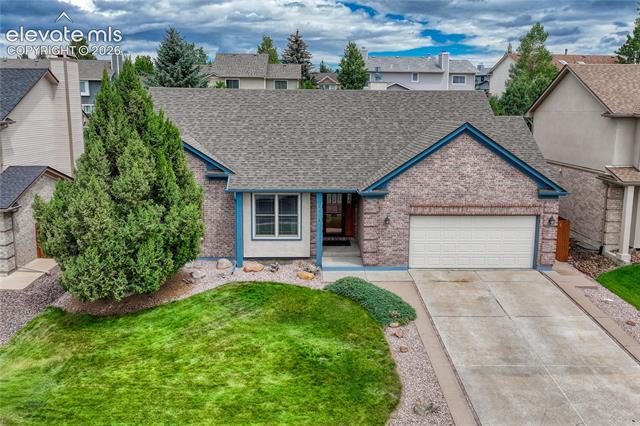 8918 ESTEBURY Circle