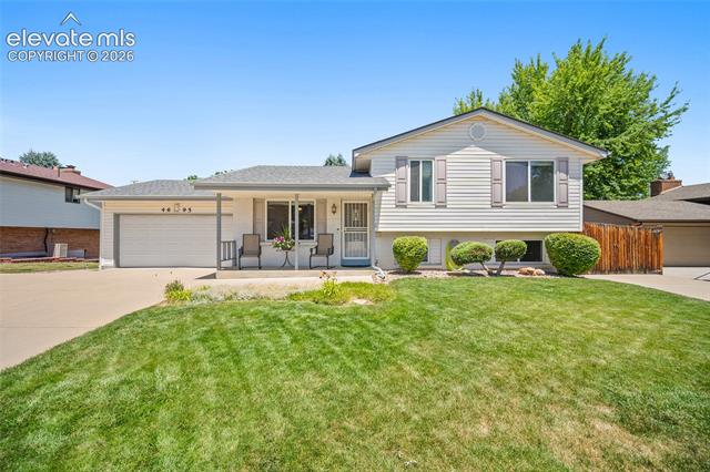 4695 Stanford