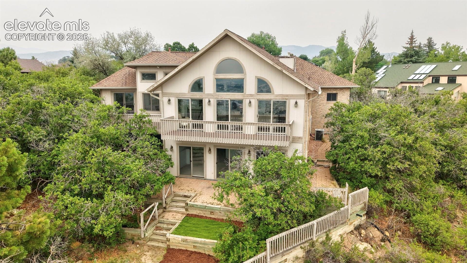 110 Sunbird Cliffs Lane