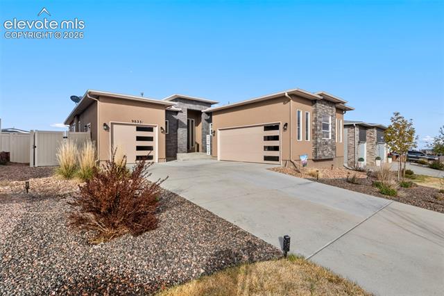 9833 Marble Canyon