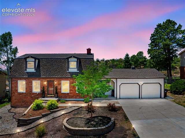 3645 Saddle Rock