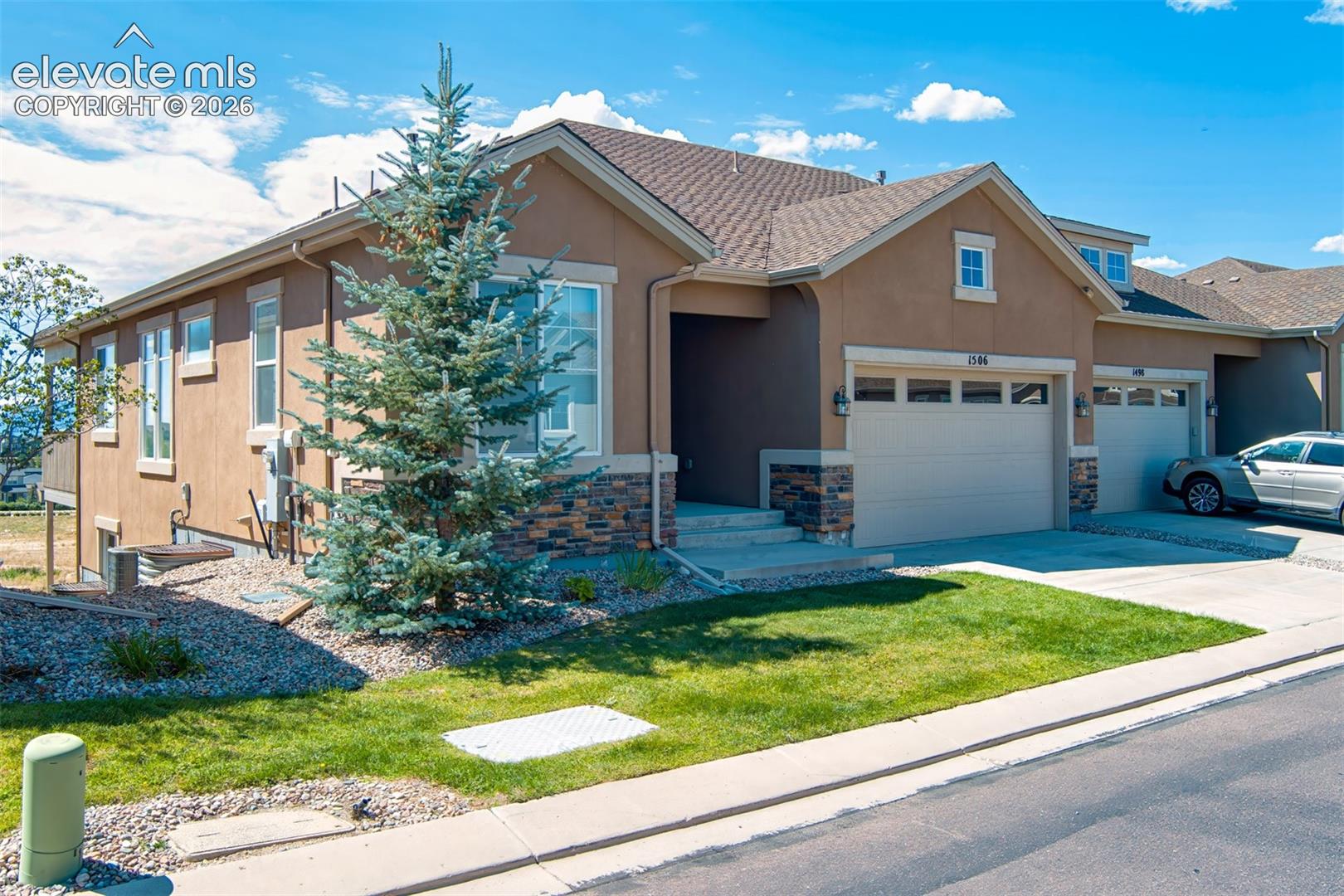 1506 PROMONTORY BLUFF View