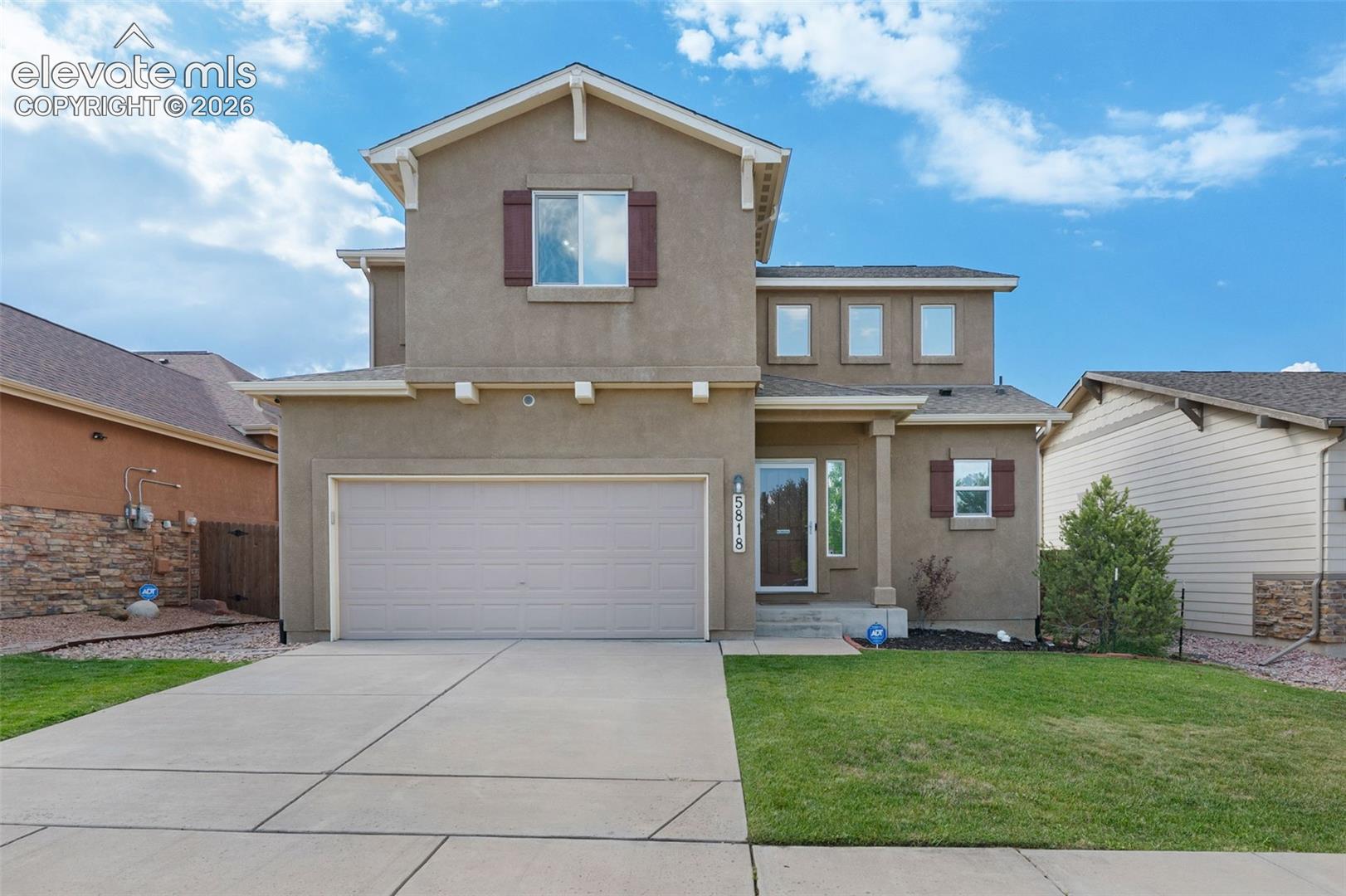 5818 Cumbre Vista Way