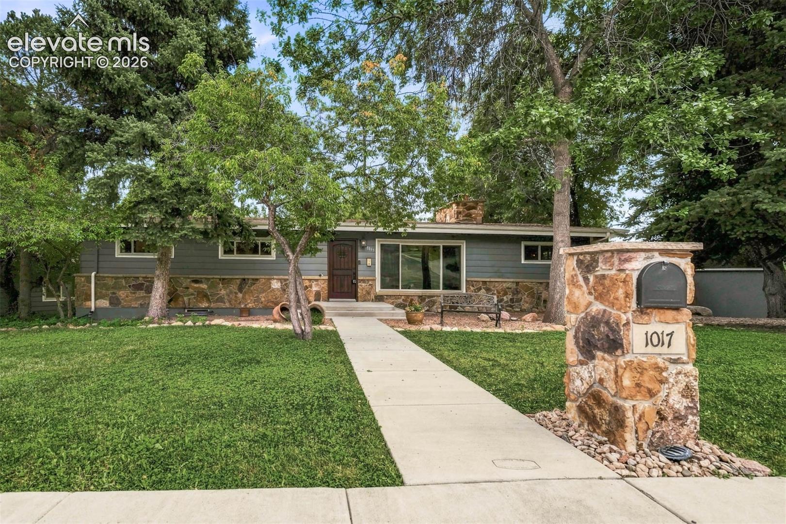 1017 Venus Drive