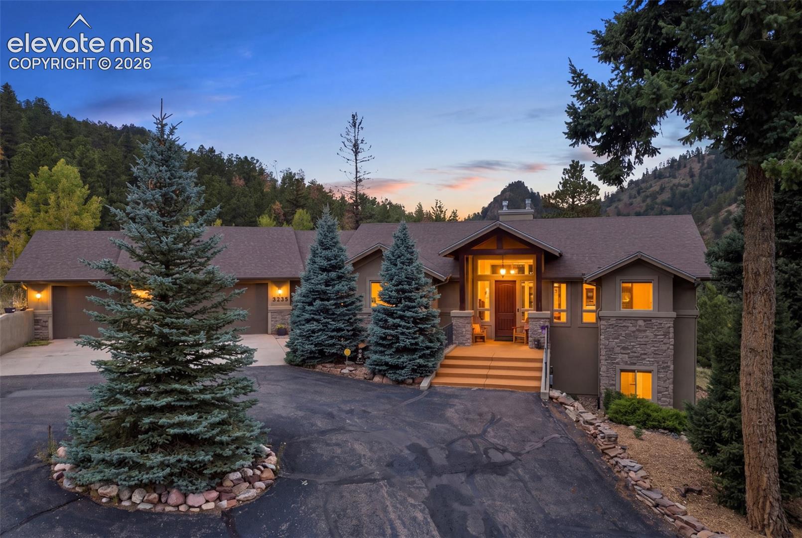 609 Crystola Court