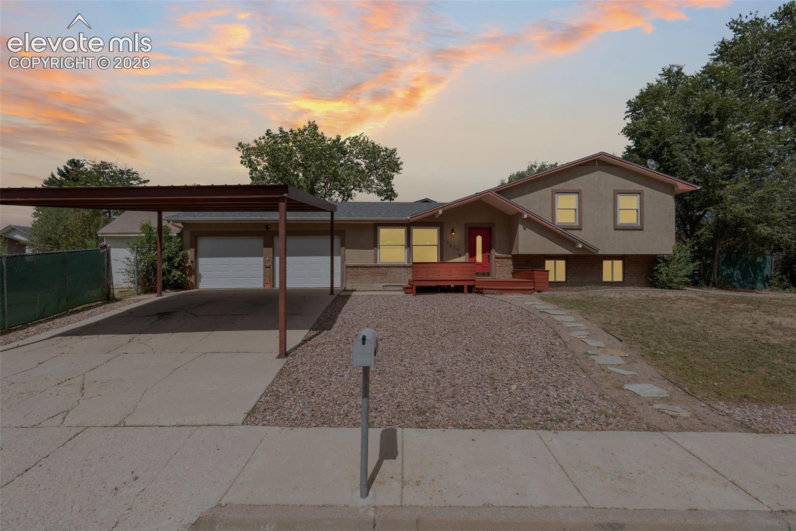 7010 Stowe Circle