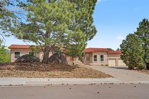 370 Oakhurst
