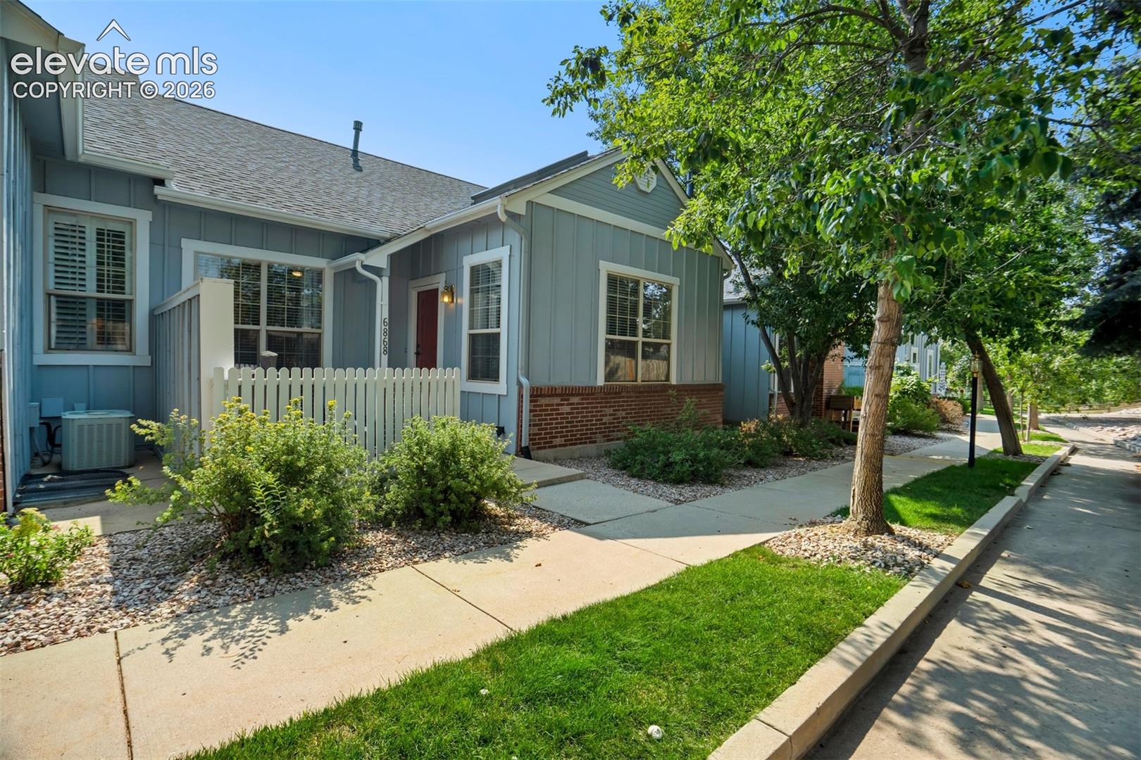 6868 Los Reyes Circle