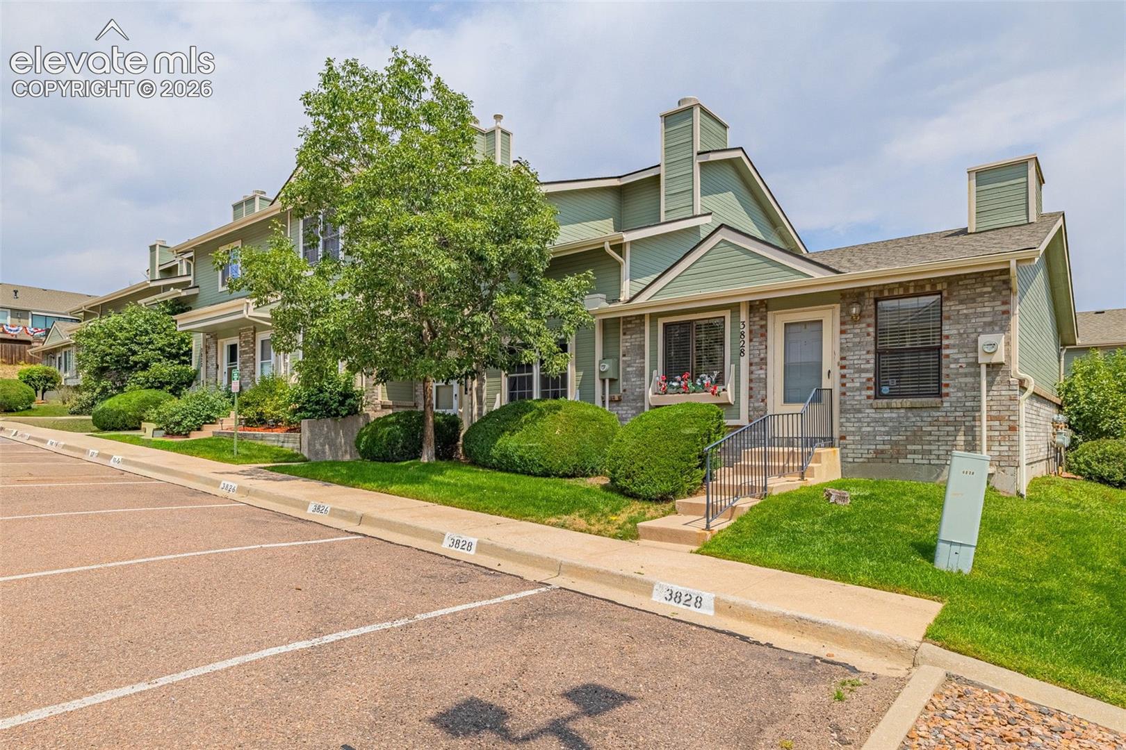 3826 Smoke Tree Drive