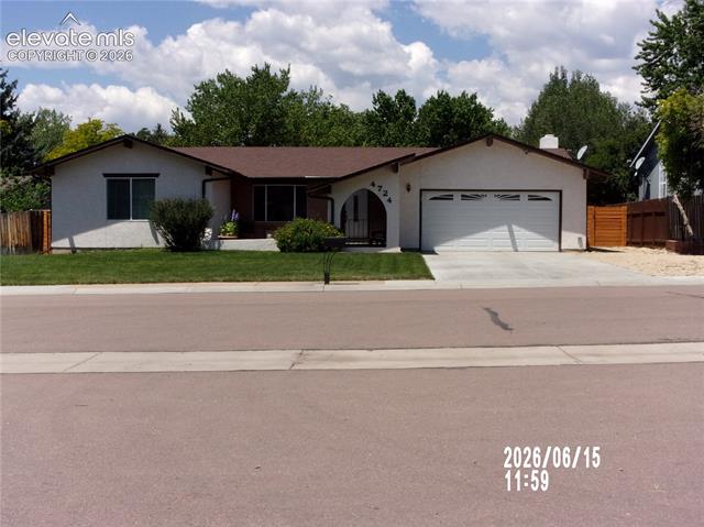 4724 Hackamore