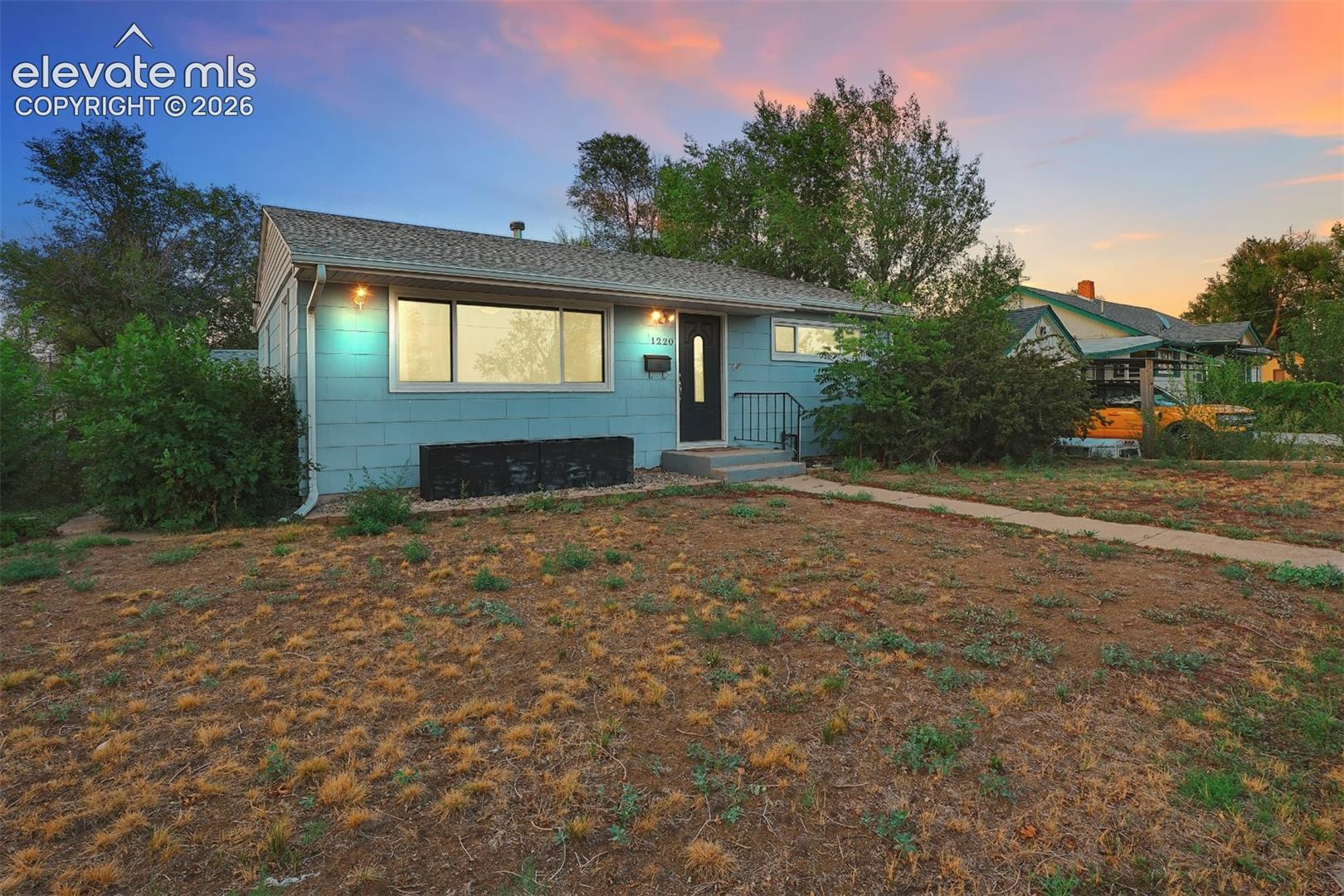 1220 Fountain Boulevard