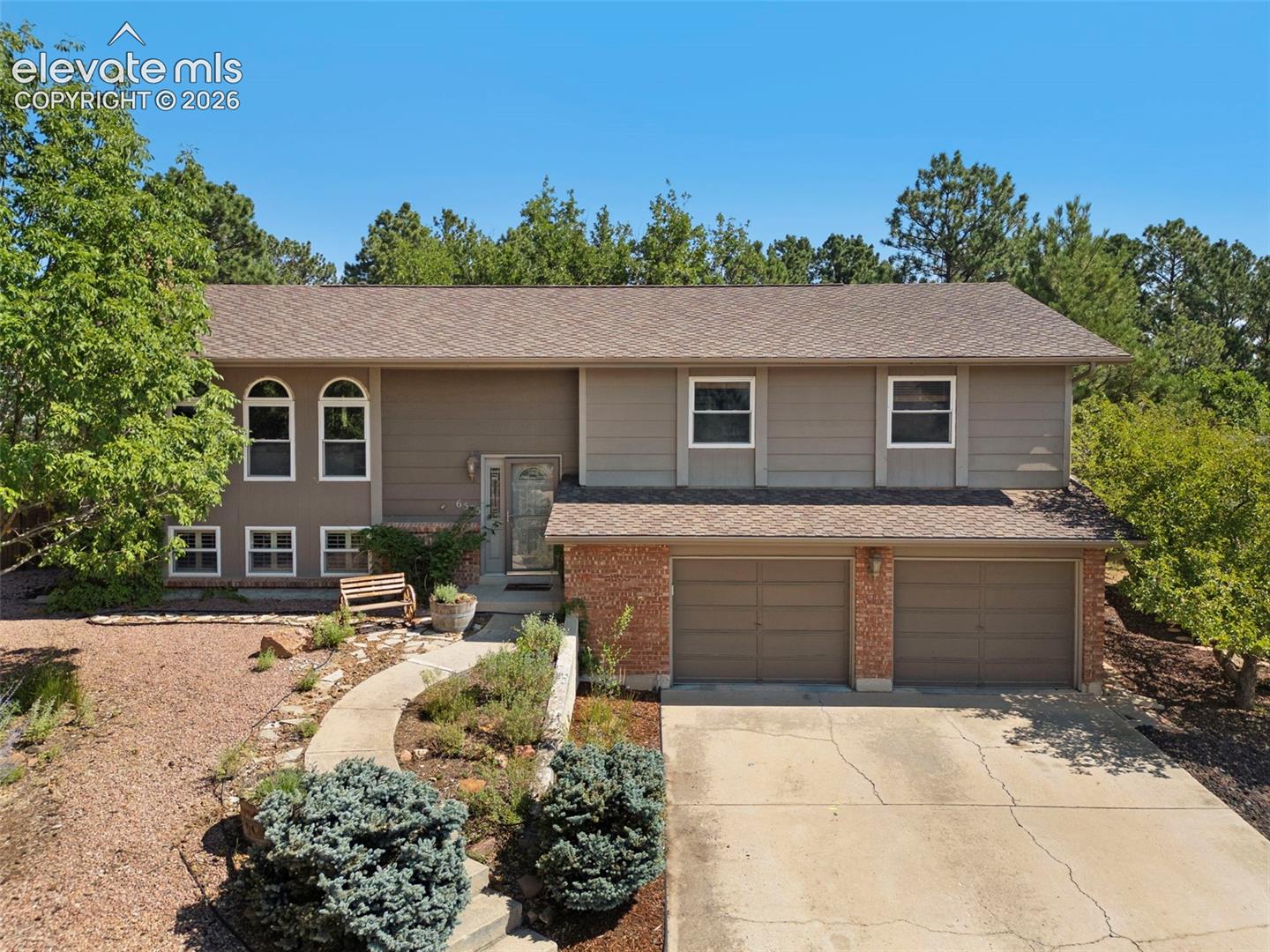 6555 Arequa Ridge Lane