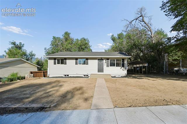 838 Sequoia