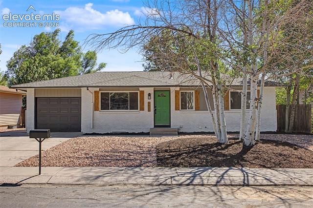 3811 Encino