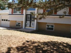 7349 Colonial