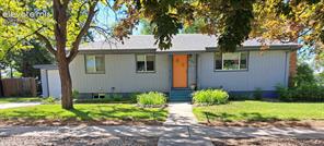 2103 Paseo
