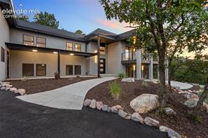 526 Penrose