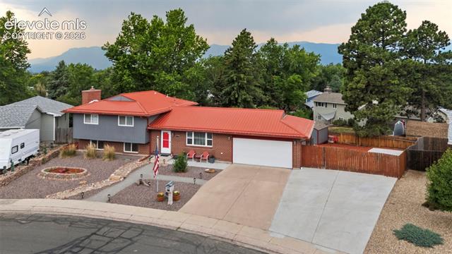 2110 Greenwich
