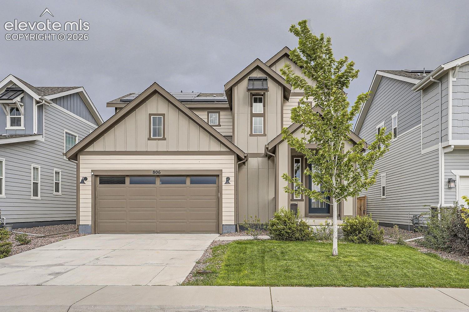 806 White Crow Street