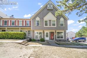 3553 Queen Anne
