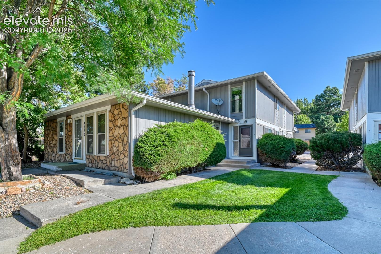 4895 El Camino Drive
