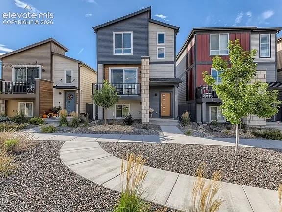 11235 Modern Meadow