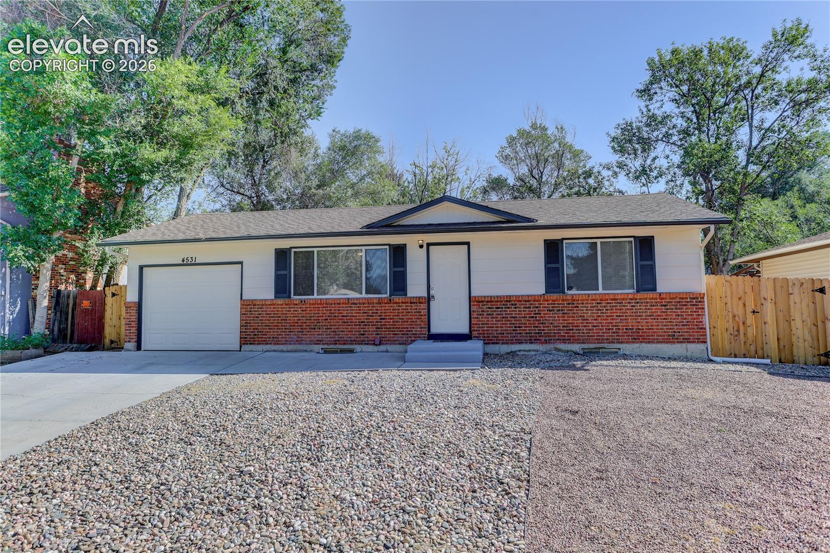 4531 La Cresta Drive