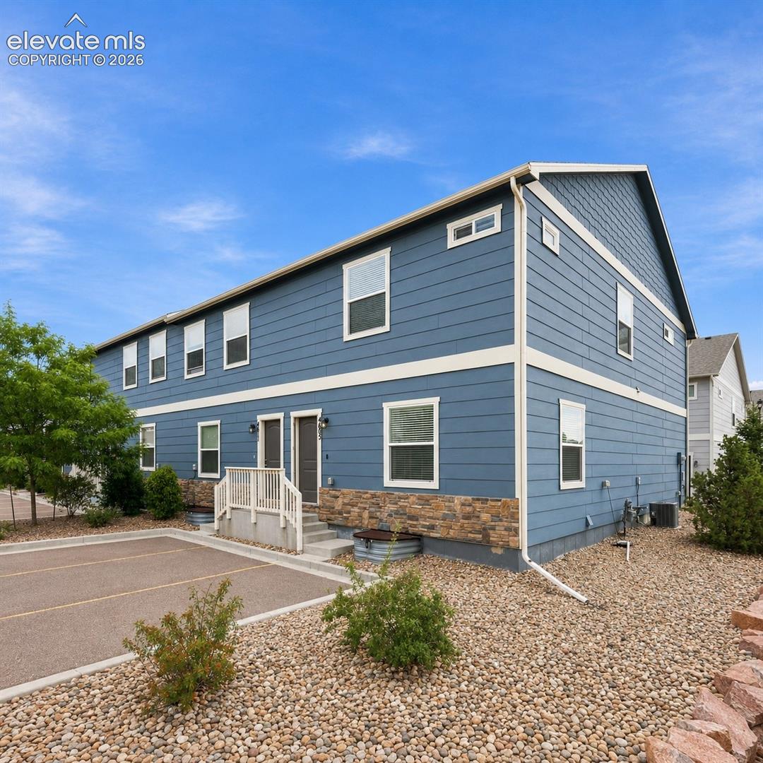 4605 Wharf Point